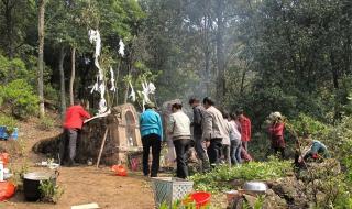 7月15上坟提前几天好