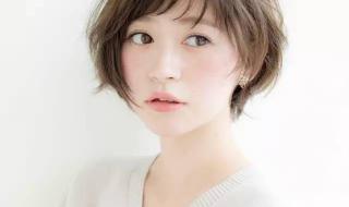 方脸适合的短发发型